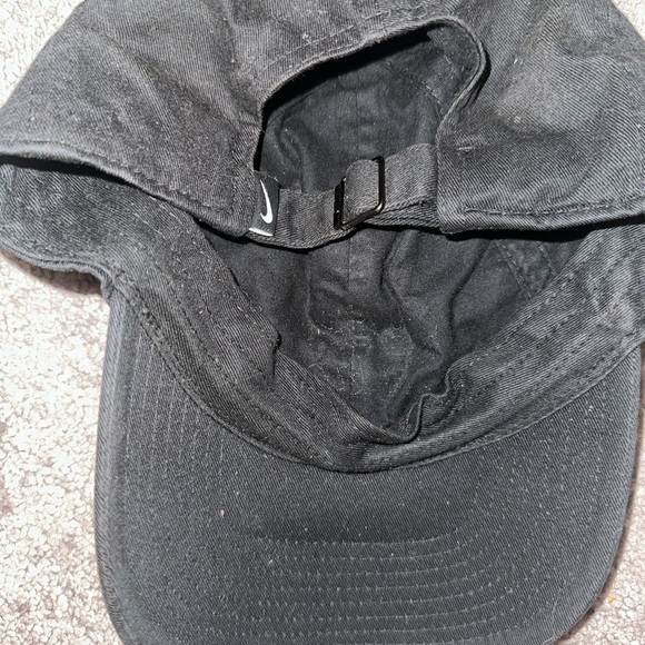 Nike Black Men's Cap - Picture 5 of 5